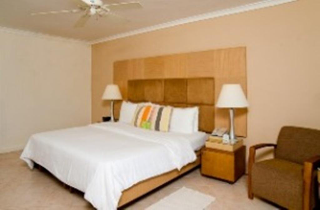 Mango Bay All Inclusive Saint James Exterior foto