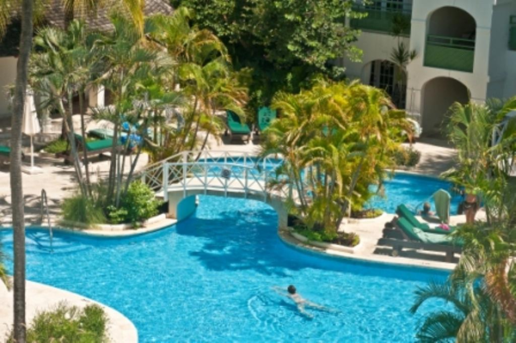 Mango Bay All Inclusive Saint James Exterior foto